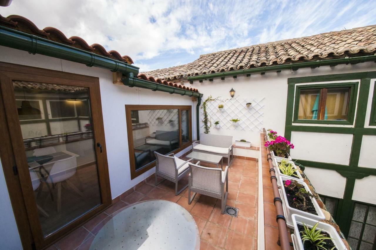 Apartmán Atico Patio De La Plata Toledo Exteriér fotografie